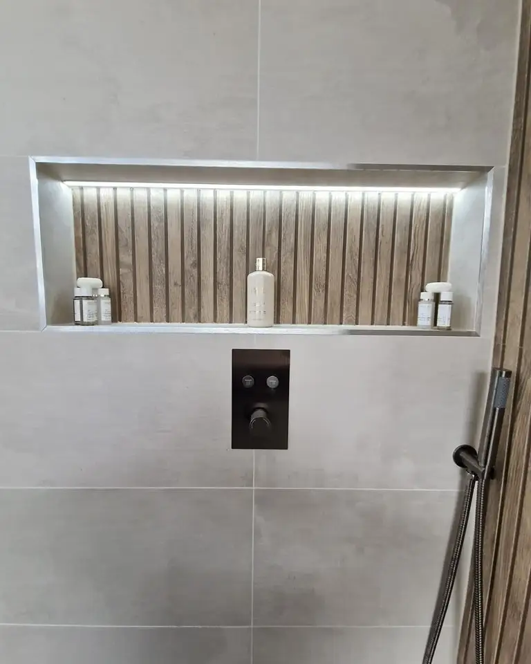 Main bathroom by Clan Bathrooms, Glasgow