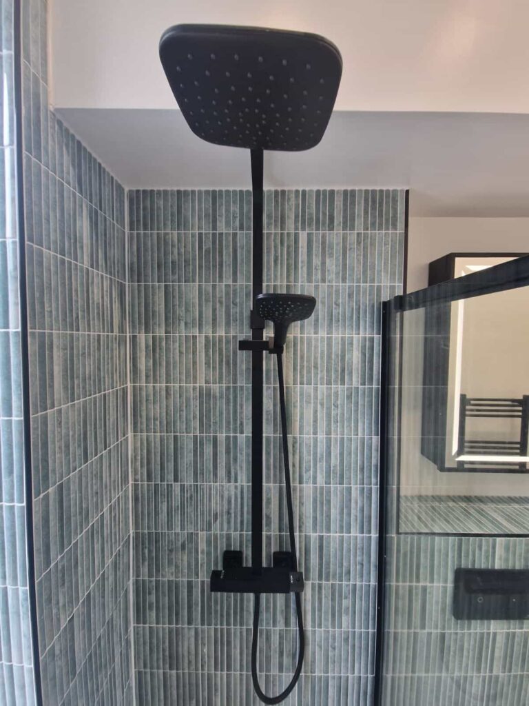 Main bathroom by Clan Bathrooms, Glasgow