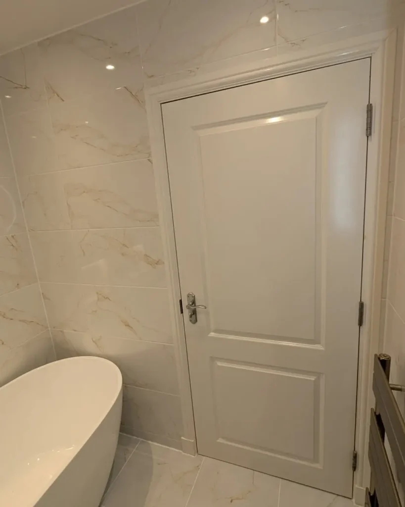 Main bathroom by Clan Bathrooms, Glasgow